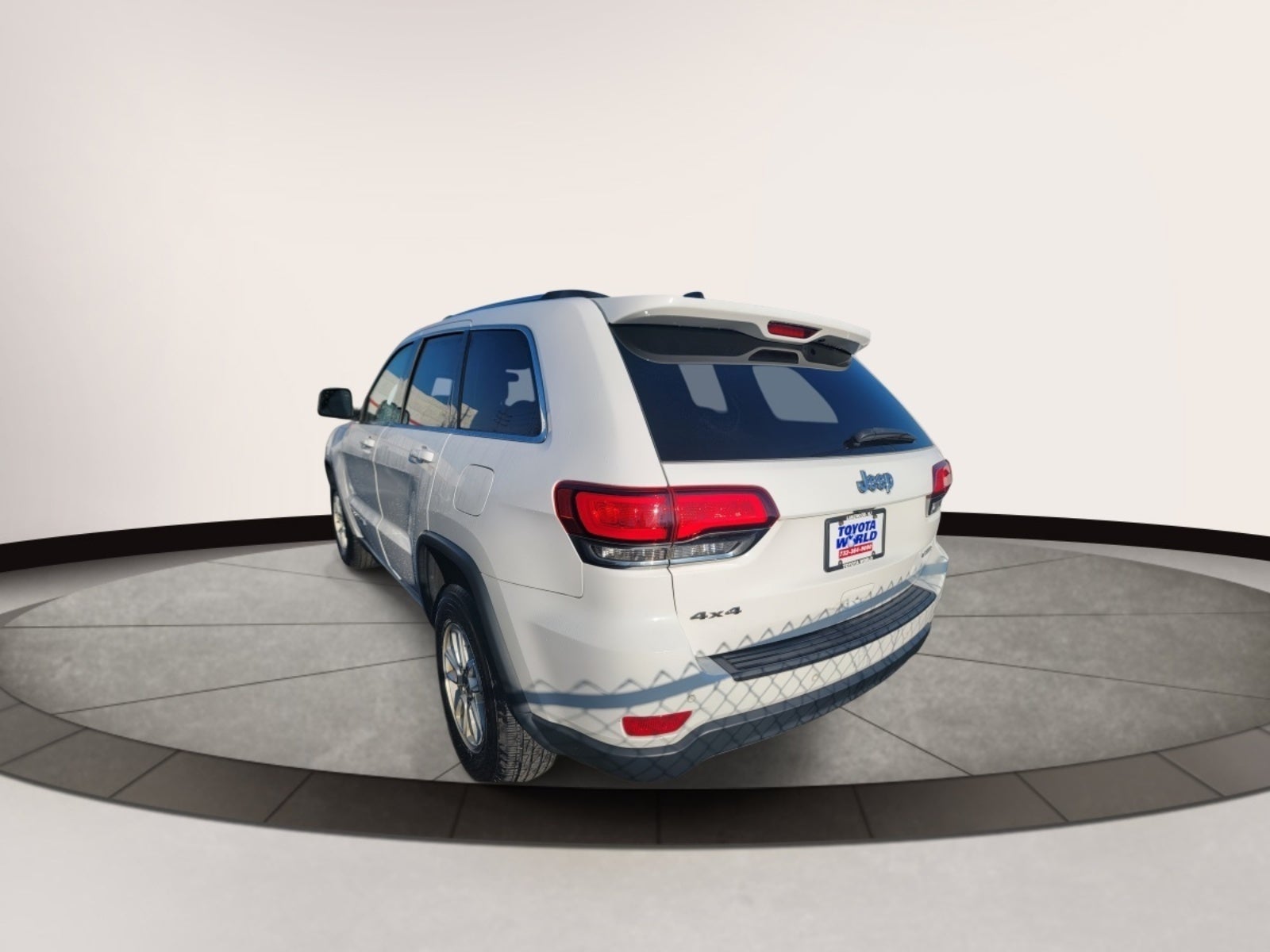 2020 Jeep Grand Cherokee Laredo E