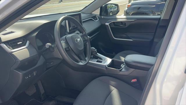 2023 Toyota RAV4 LE AWD (Natl)