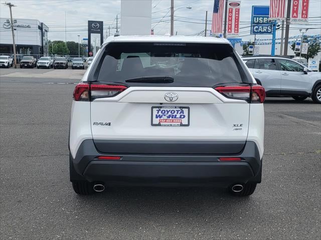 2024 Toyota RAV4 XLE
