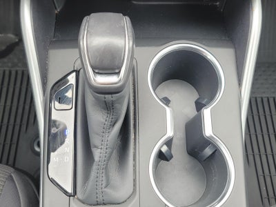 2020 Toyota Highlander LE