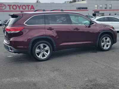 2017 Toyota Highlander Limited