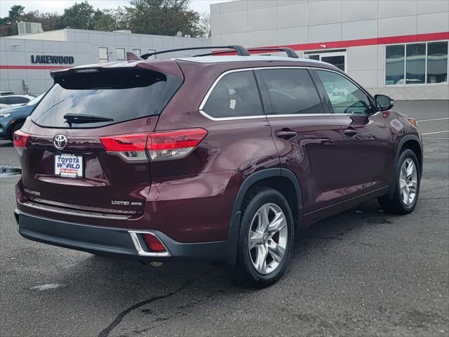 2017 Toyota Highlander Limited
