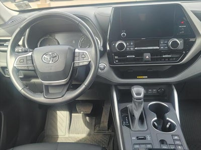 2023 Toyota Highlander XLE