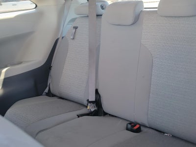 2023 Toyota Sienna LE