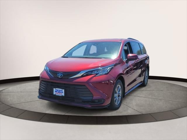 2023 Toyota Sienna LE