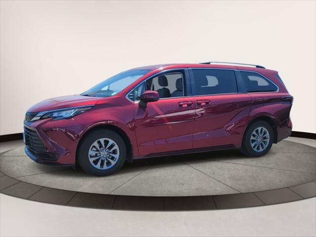 2023 Toyota Sienna LE