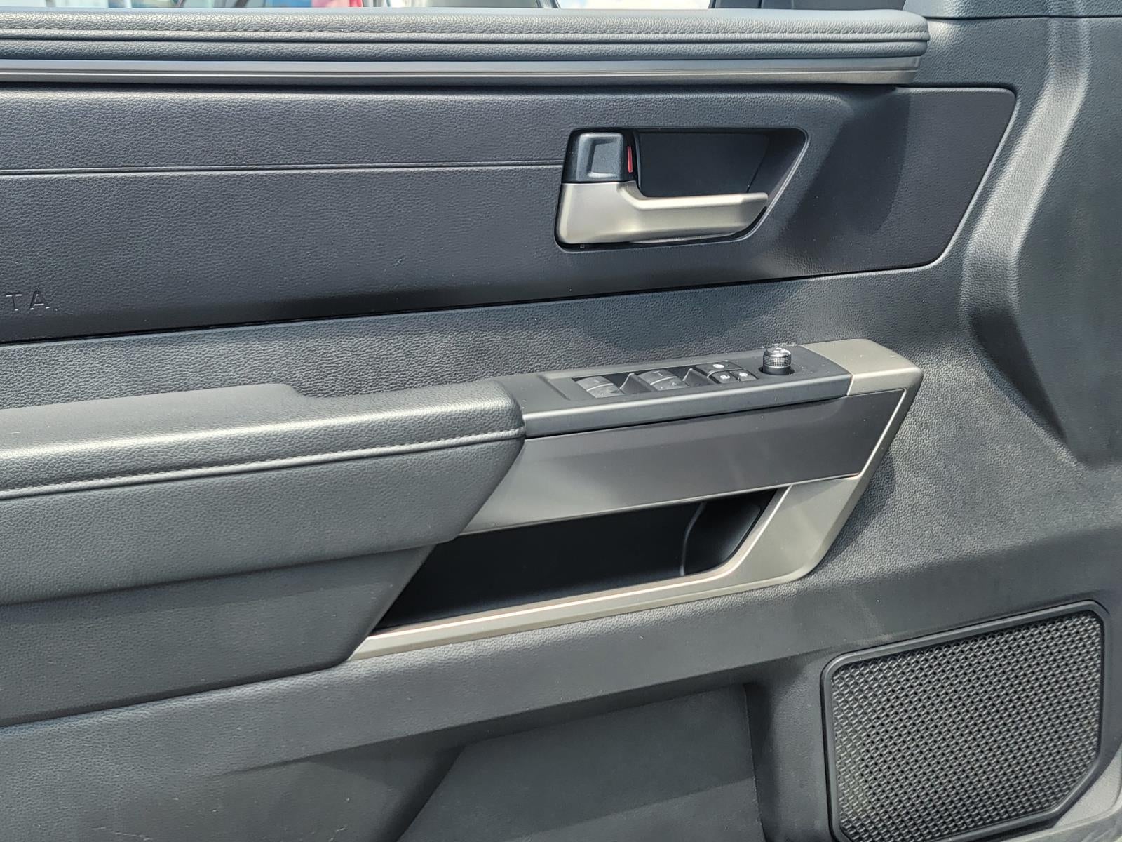 2023 Toyota Tundra 4WD SR5
