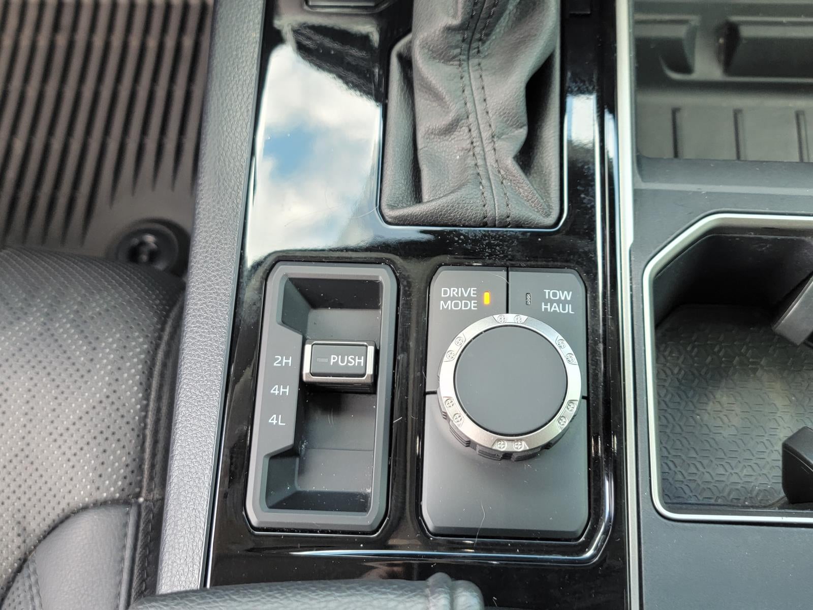 2023 Toyota Tundra 4WD SR5