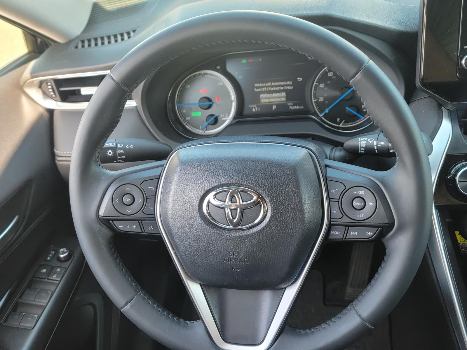 2023 Toyota Venza LE