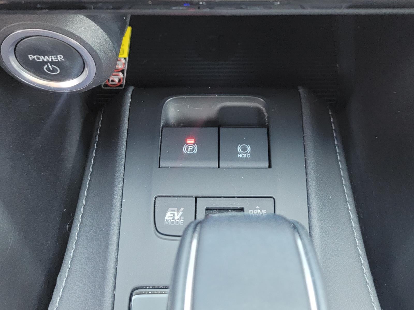 2023 Toyota Venza LE