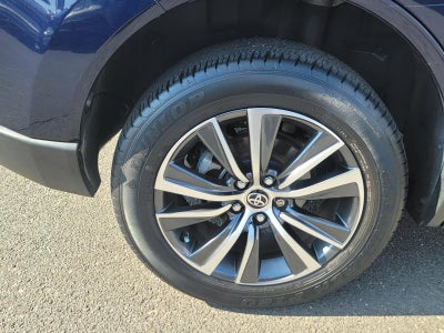 2023 Toyota Venza LE