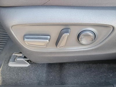 2023 Toyota Venza LE