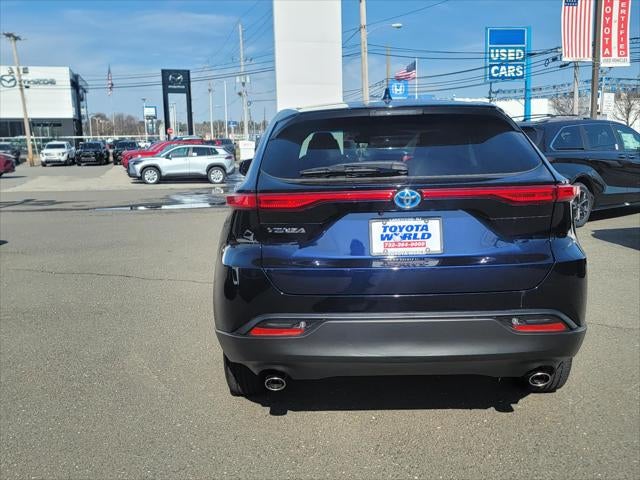 2023 Toyota Venza LE