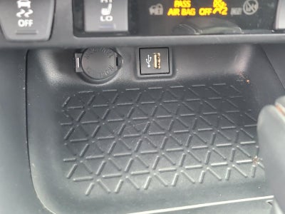 2024 Toyota RAV4 Prime SE