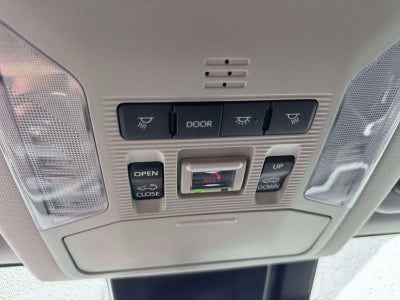 2025 Toyota RAV4 XLE AWD (Natl)