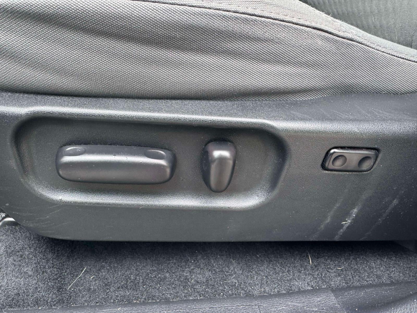 2020 Toyota Tacoma 4WD SR5 Double Cab 6' Bed V6 AT (Natl)