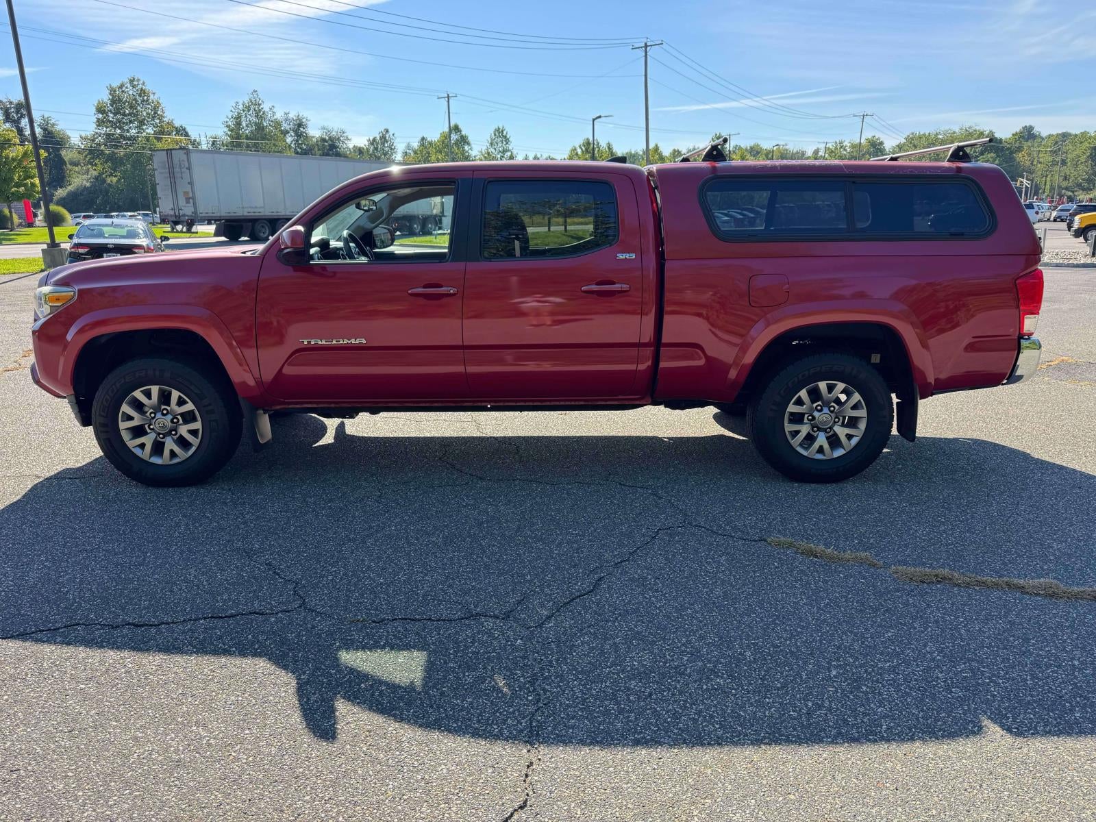 2017 Toyota Tacoma SR5 Double Cab 6' Bed V6 4x4 AT (Natl)