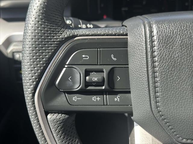 2025 Toyota Tacoma 4WD SR Double Cab 5' Bed AT (Natl)