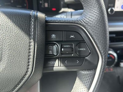 2025 Toyota Tacoma 4WD SR Double Cab 5' Bed AT (Natl)