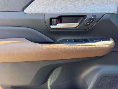 2024 Toyota Grand Highlander Platinum AWD (Natl)