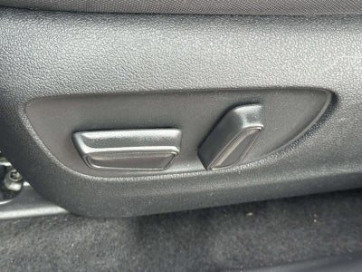 2022 Toyota Highlander Hybrid LE AWD (Natl)