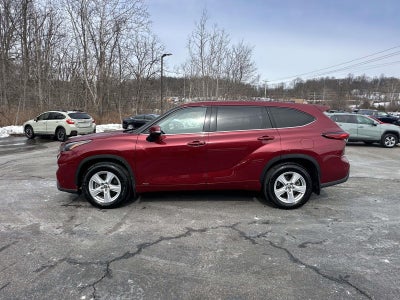 2022 Toyota Highlander Hybrid LE AWD (Natl)