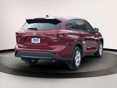 2022 Toyota Highlander Hybrid LE AWD (Natl)