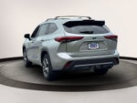 2023 Toyota Highlander Hybrid XLE AWD (Natl)