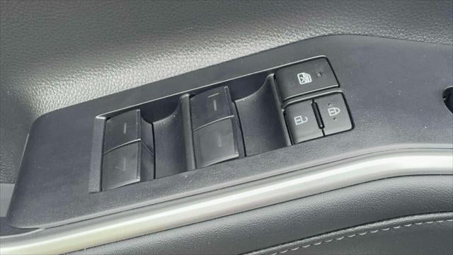 2023 Toyota Highlander Hybrid XLE AWD (Natl)