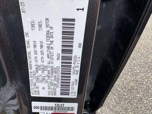 2025 Toyota Tundra 4WD SR CrewMax 5.5' Bed (Natl)