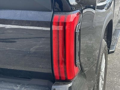 2023 Toyota Tundra 4WD SR5 CrewMax 5.5' Bed (Natl)