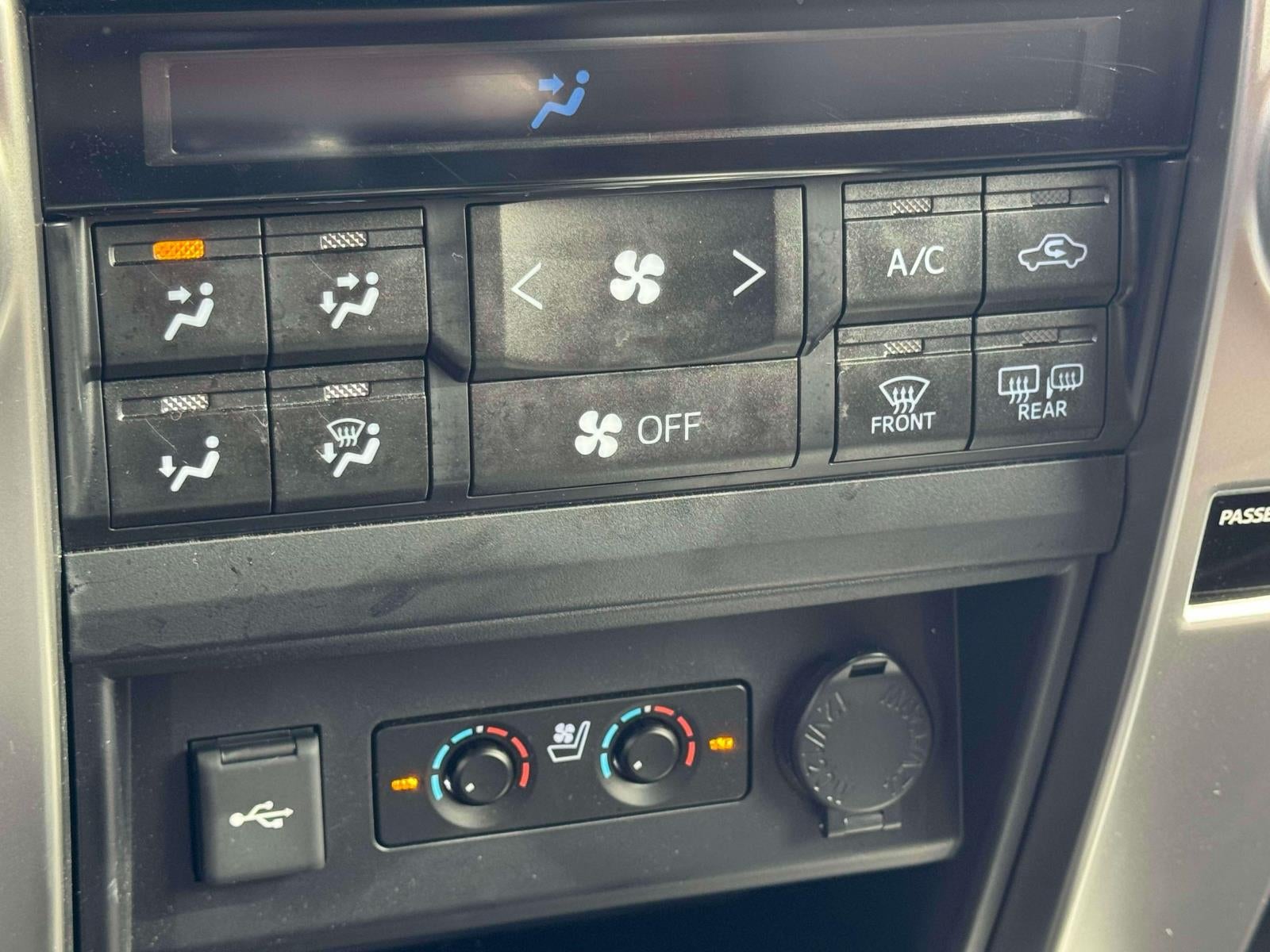 2023 Toyota 4Runner Limited 4WD (Natl)