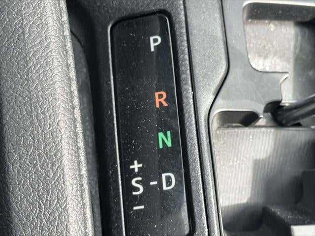 2018 Toyota RAV4 LE AWD (Natl)