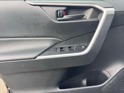 2023 Toyota RAV4 LE AWD (Natl)