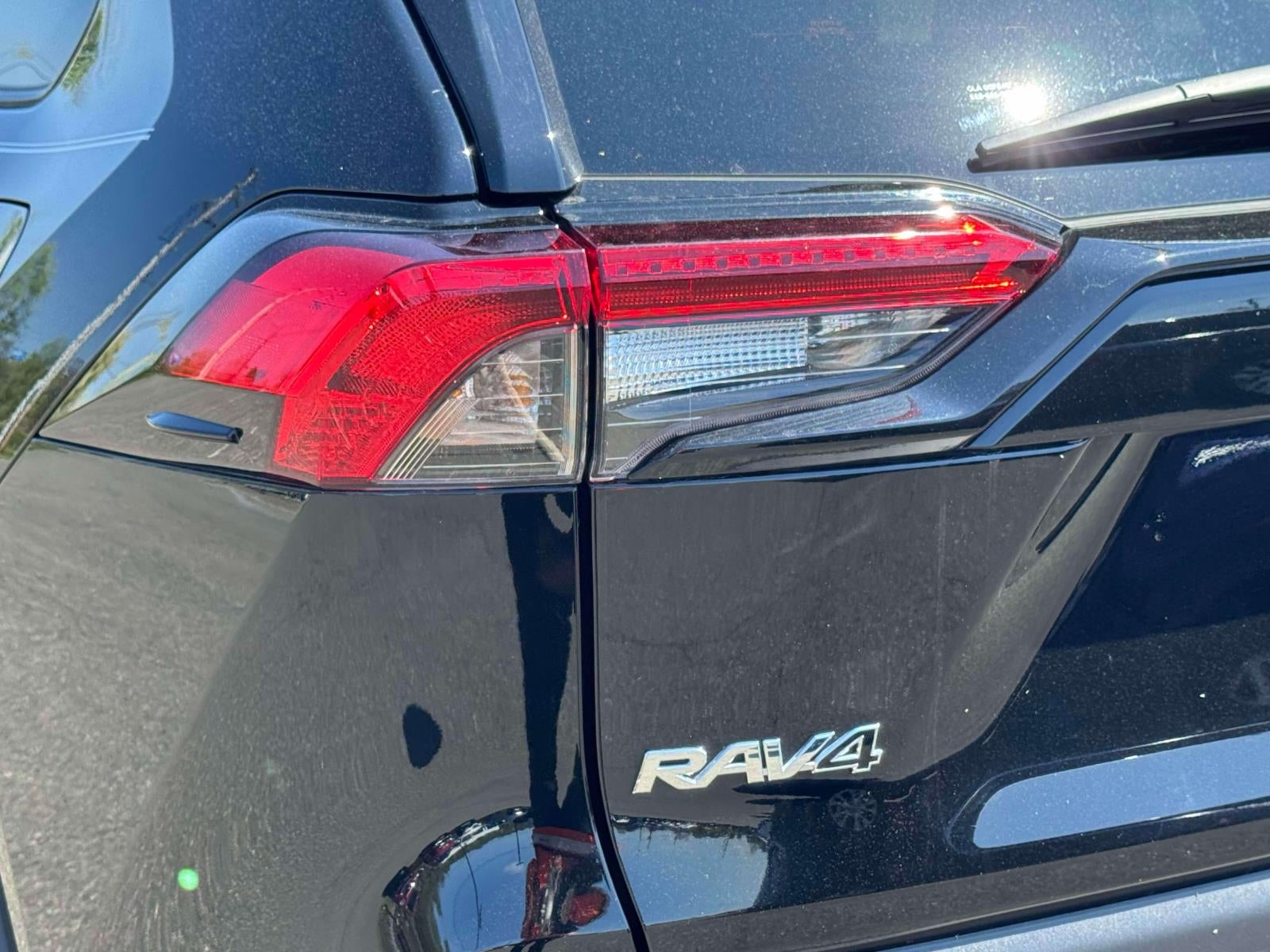 2024 Toyota RAV4 Hybrid LE AWD (Natl)