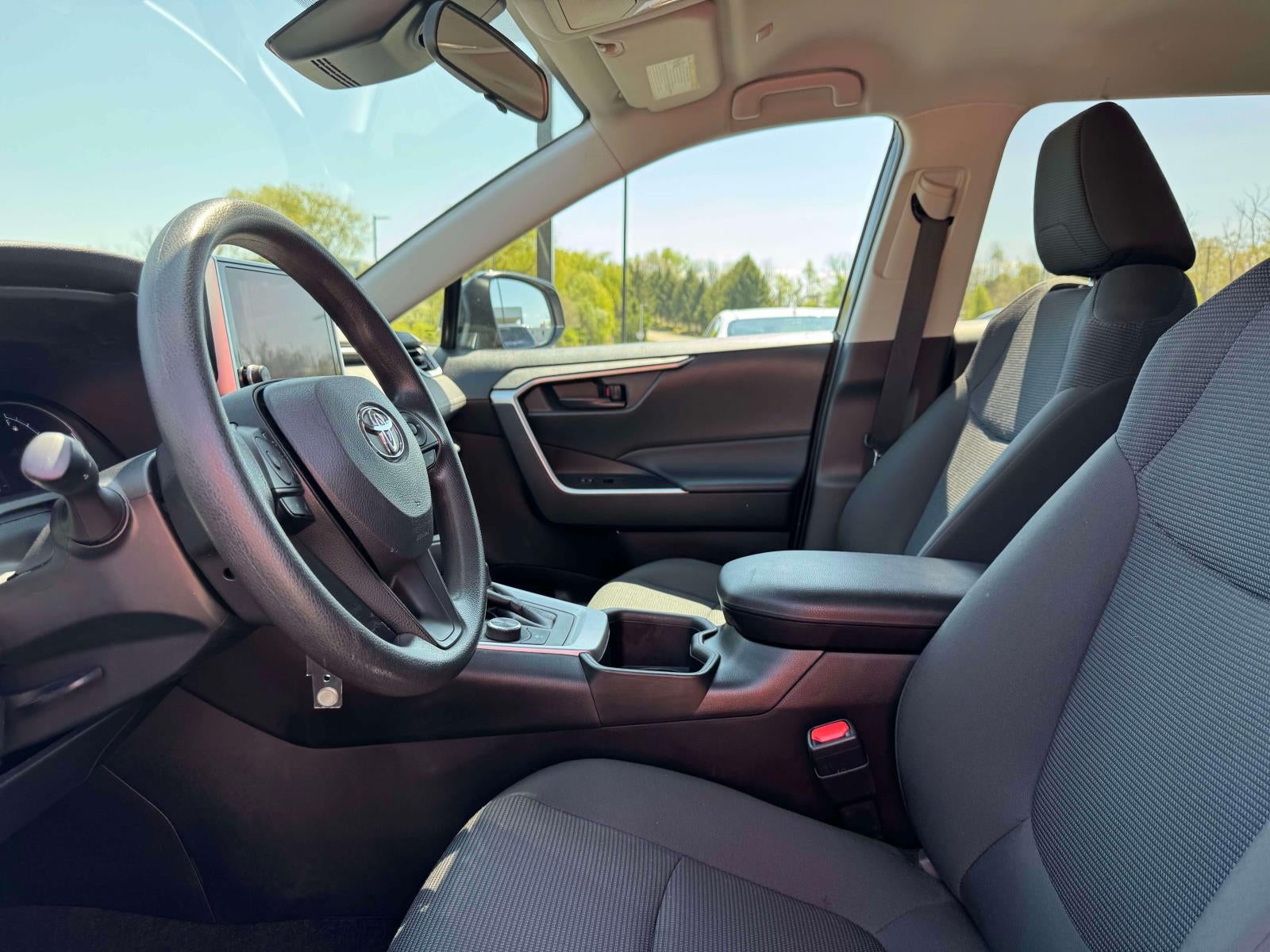 2024 Toyota RAV4 Hybrid LE AWD (Natl)