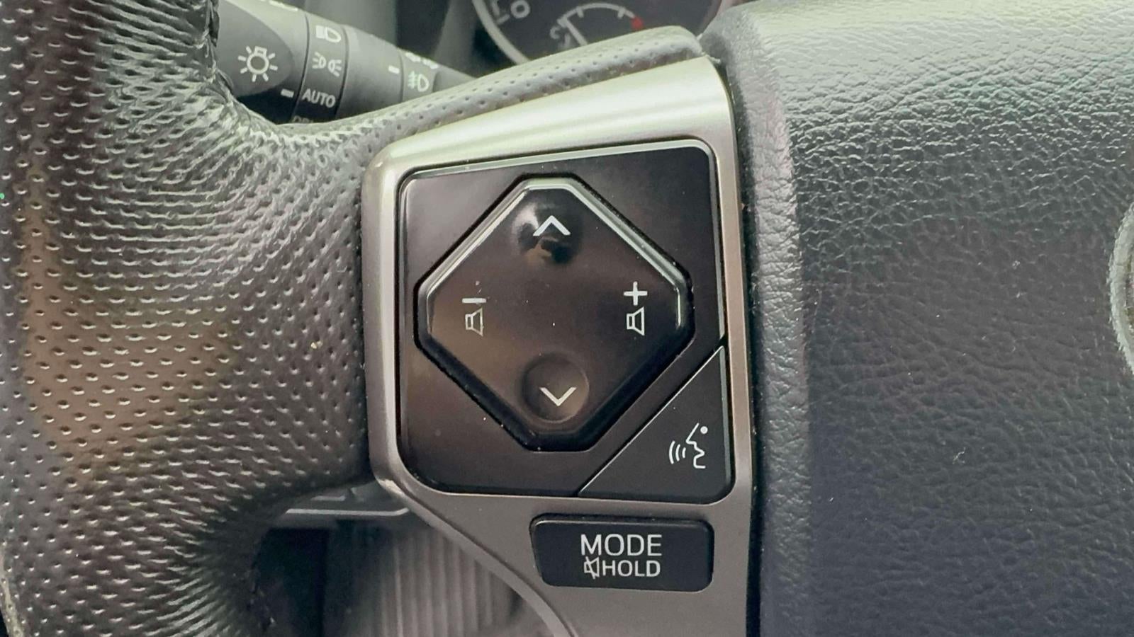 2023 Toyota Tacoma 4WD SR5 Double Cab 6' Bed V6 AT (Natl)