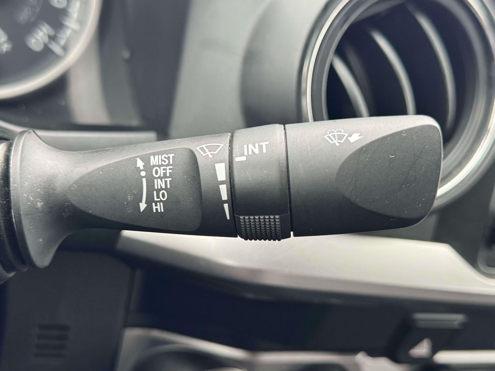 2023 Toyota Tacoma 4WD SR5 Double Cab 6' Bed V6 AT (Natl)