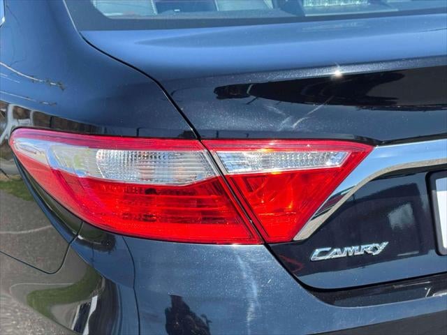 2017 Toyota Camry XLE V6 Auto (Natl)