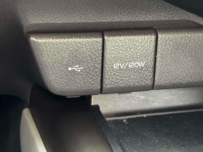 2023 Toyota Camry LE Auto AWD (Natl)