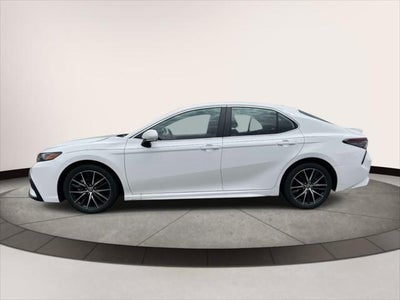 2024 Toyota Camry SE Auto AWD (Natl)