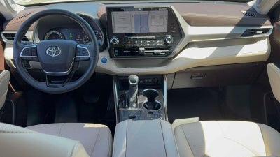 2021 Toyota Highlander Hybrid Limited AWD (Natl)