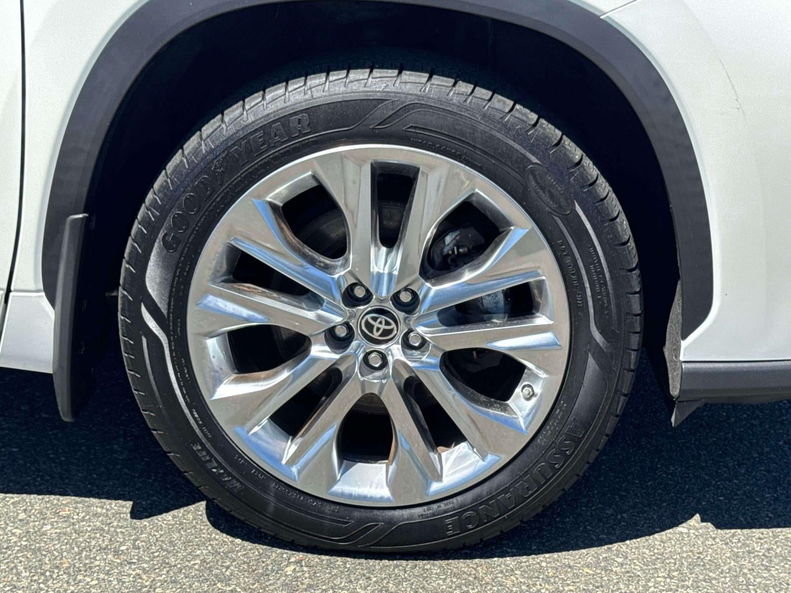 2021 Toyota Highlander Hybrid Limited AWD (Natl)