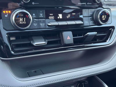 2022 Toyota Highlander XLE AWD (Natl)