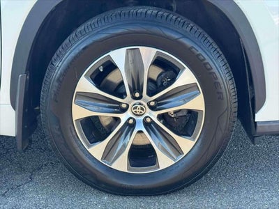2021 Toyota Highlander XLE AWD (Natl)