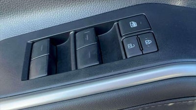 2025 Toyota Highlander Hybrid XLE AWD (Natl)