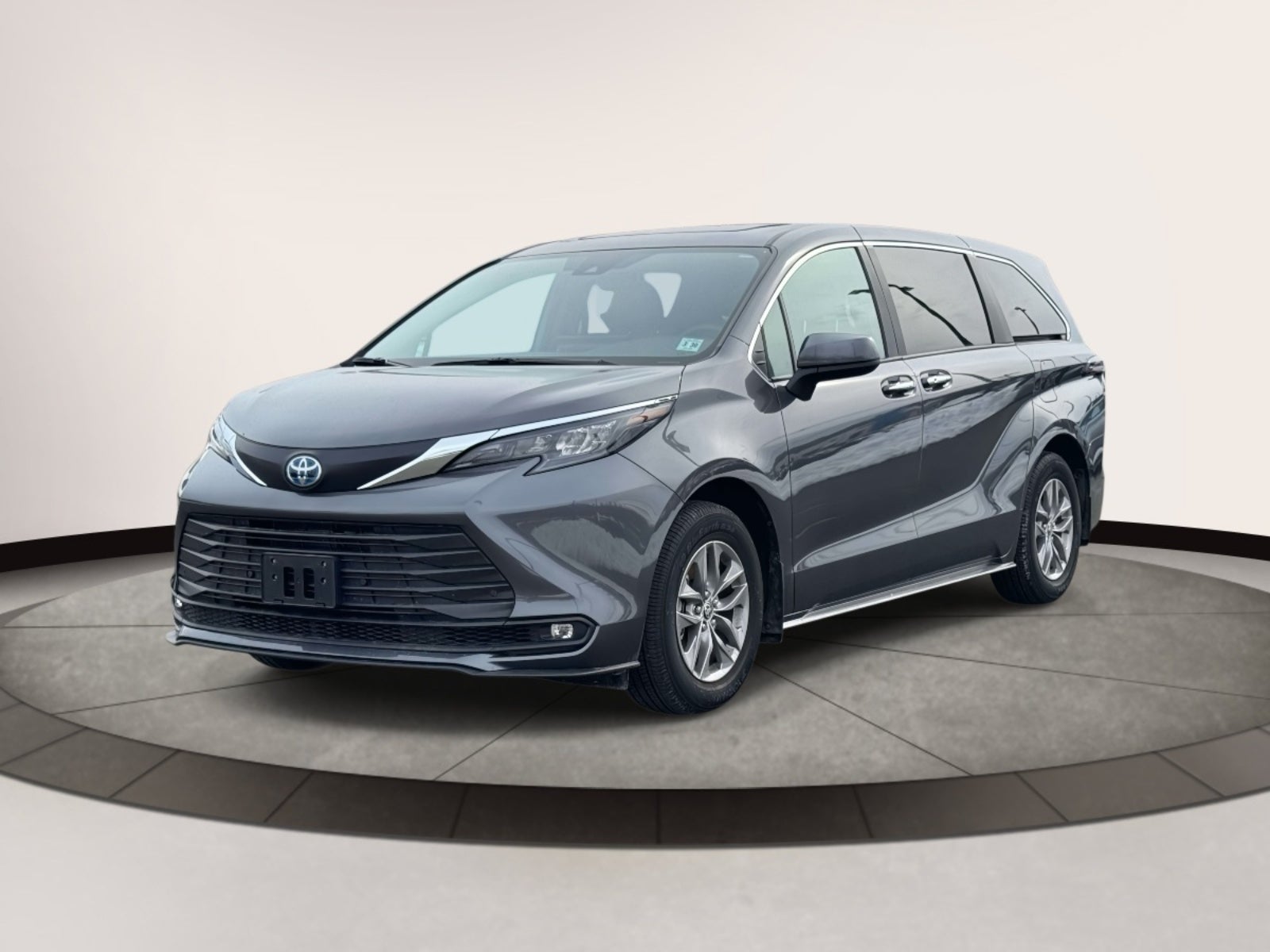 2025 Toyota Sienna XLE AWD 7-Passenger (Natl)