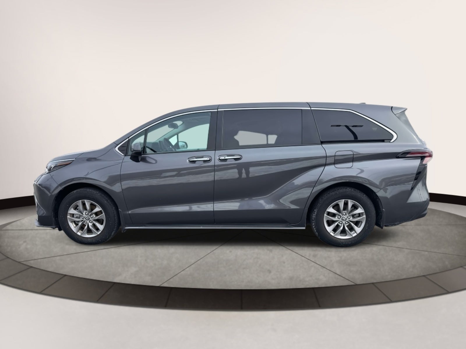 2025 Toyota Sienna XLE AWD 7-Passenger (Natl)