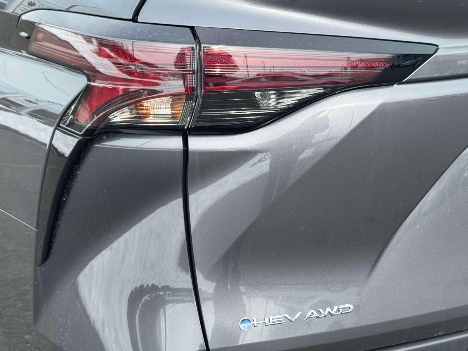 2025 Toyota Sienna XLE AWD 7-Passenger (Natl)