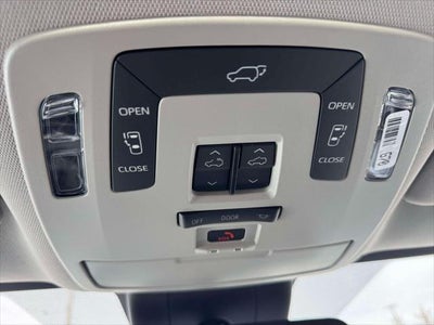 2025 Toyota Sienna XLE AWD 7-Passenger (Natl)